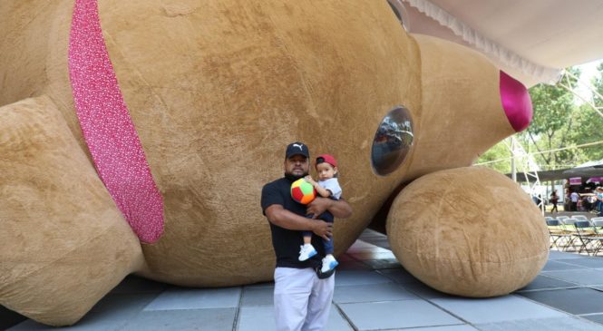 “XONITA”, LA OSA DE PELUCHE MÁS GRANDE DEL MUNDO ESTÁ EN EL PARQUE NAUCALLI