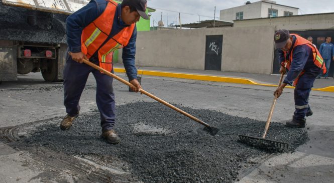 CON 8 MIL TONELADAS DE ASFALTO SE REHABILITAN BACHES DE ATIZAPÁN