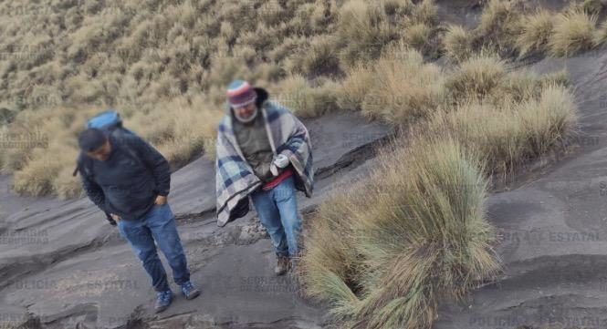 RESCATAN A UNA PERSONA QUE SE EXTRAVIÓ EN EL VOLCÁN POPOCATÉPETL