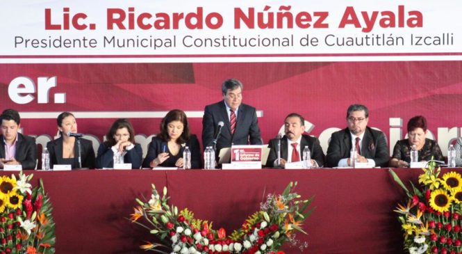 EL PRESIDENTE MUNICIPAL DE CUAUTITLÁN IZCALLI, RICARDO NÚÑEZ AYALA RINDE SU PRIMER INFORME DE GOBIERNO