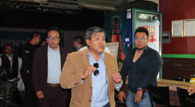 ANTE PANDEMIA DEL CORONAVIRUS, EL ALCALDE DE IZCALLI VISITA COMERCIOS DEL MUNICIPIO