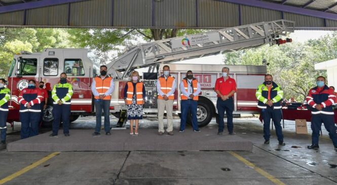 EN ATIZAPÁN ENTREGAN EQUIPO ESPECIALIZADO DE PROTECCIÓN A BOMBEROS Y PC