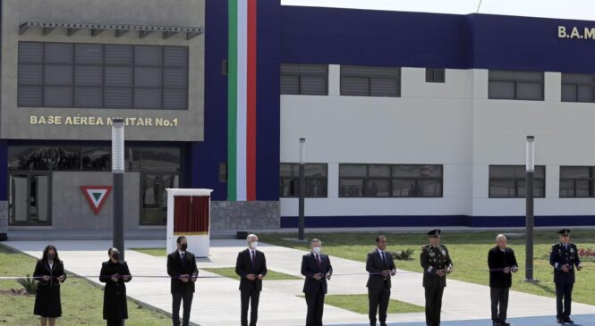 ASISTE ALFREDO DEL MAZO A LA CONMEMORACIÓN DEL 106 ANIVERSARIO DE LA FUERZA AÉREA MEXICANA