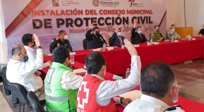 ALCALDE DE TLALNEPANTLA TOMA PROTESTA A INTEGRANTES DEL CONSEJO MUNICIPAL DE PROTECCIÓN CIVIL