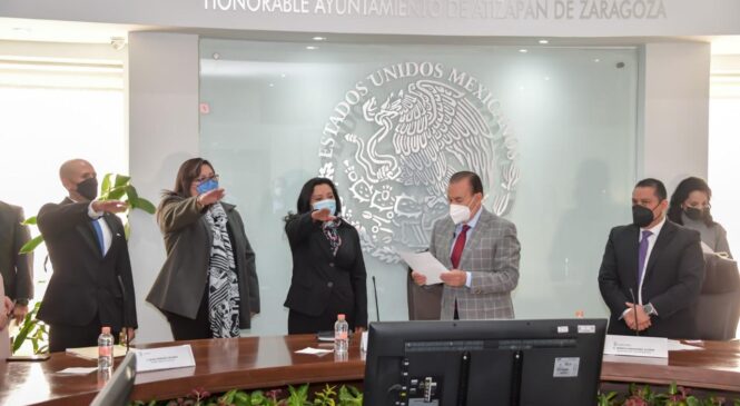 PEDRO RODRÍGUEZ TOMA PROTESTA A TITULARES DE LA OFICIALÍA CALIFICADORA DE ATIZAPÁN