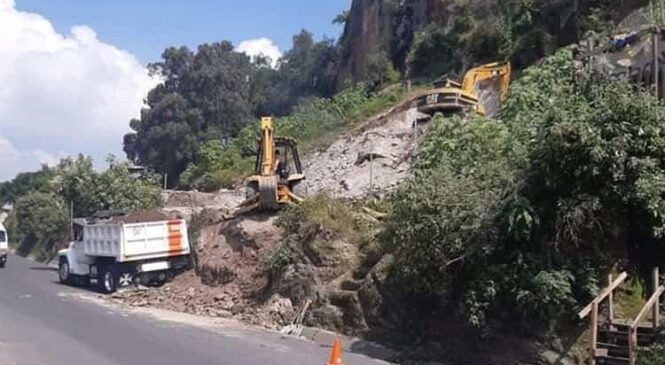 ORDENA TRIBUNAL DE JUSTICIA A OAPAS RECONECTAR AGUA EN PREDIO IRREGULAR DE “EL MAZAPÁN”