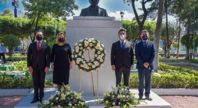 RINDEN HOMENAJE A BENITO JUÁREZ EN ATIZAPÁN DE ZARAGOZA