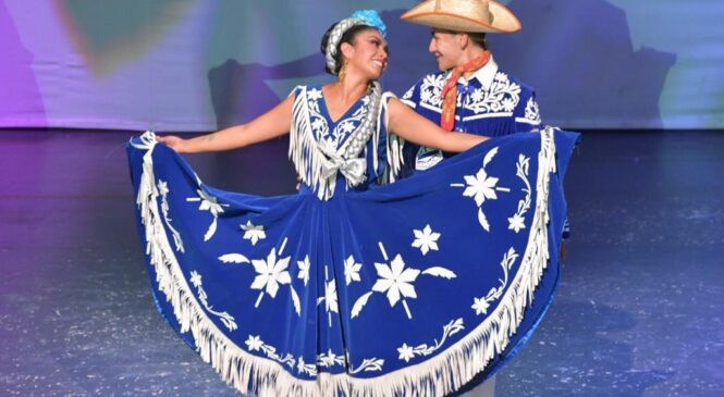 SE PRESENTA ESPECTÁCULO DE LA COMPAÑÍA INFANTIL Y JUVENIL DE DANZA FOLKLÓRICA EN ATIZAPÁN