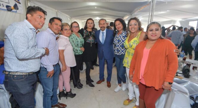 PEDRO RODRÍGUEZ FESTEJA EL DÍA DEL PADRE CON INTEGRANTES DEL SINDICATO ÚNICO DE TRABAJADORES SUTEYM ATIZAPÁN