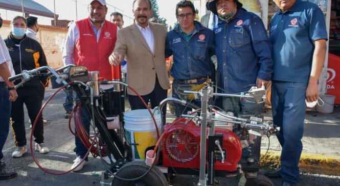 PONEN EN MARCHA TRABAJOS DE REMOZAMIENTO URBANO EN LOMAS DE SAN LORENZO