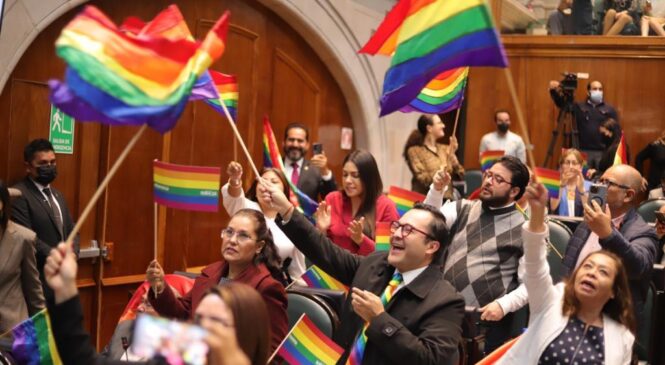 LEGISLATURA APRUEBA MATRIMONIO IGUALITARIO EN EDOMÉX