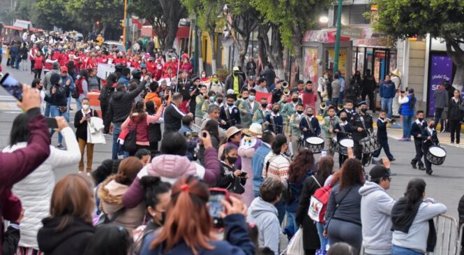 TLALNEPANTLA CONMEMORA EL 112 ANIVERSARIO DE LA REVOLUCIÓN MEXICANA CON UN DESFILE DEPORTIVO