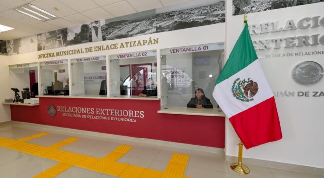 INAUGURA PEDRO RODRÍGUEZ OFICINA MUNICIPAL DE ENLACE PARA LA EMISIÓN DE PASAPORTES