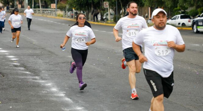 CIENTOS DE CORREDORES PARTICIPAN EN LA CARRERA NACIONAL CONTRA LAS ADICCIONES, EN NAUCALPAN