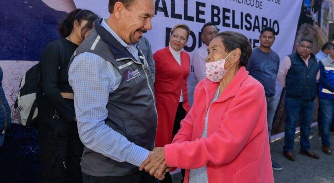 VISITA PEDRO RODRÍGUEZ LA COLONIA EMILIANO ZAPATA PARA INICIAR TRABAJOS DE REHABILITACIÓN DE LA RED DE DRENAJE SANITARIO Y LA CALLE BELISARIO DOMÍNGUEZ