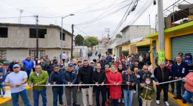 CONTINÚA EL MEJORAMIENTO DE DRENAJE SANITARIO EN ATIZAPÁN