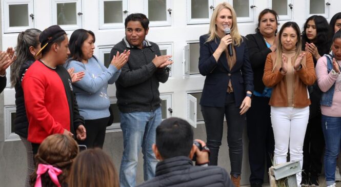 HUIXQUILUCAN ENTREGA 200 OSARIOS EN LA ZONA TRADICIONAL