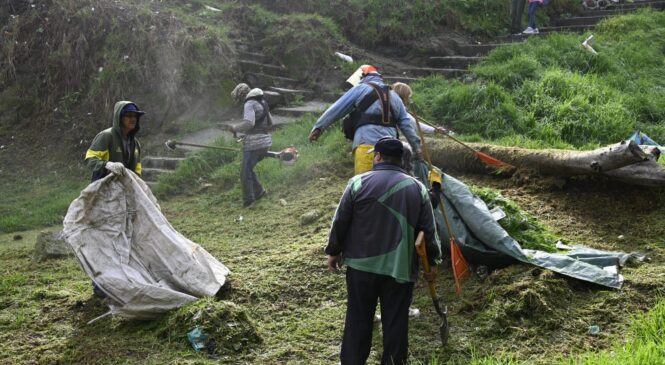 OFRECE NAUCALPAN MAYOR SEGURIDAD CON LIMPIEZA Y PODA DE ÁREAS VERDES