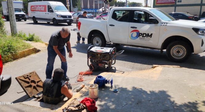 CUADRILLAS DE OPDM CONTINUAN CON LA LIMPIEZA DE LÍNEAS DE AGUA EN EL PUEBLO LOS REYES AFECTADAS POR PERFORACIÓN DE POZO