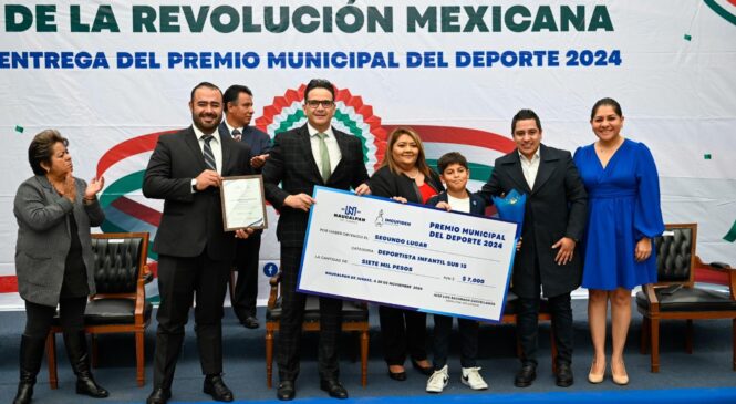 RECONOCE NAUCALPAN A OCHO DESTACADOS ATLETAS CON PREMIO MUNICIPAL DEL DEPORTE