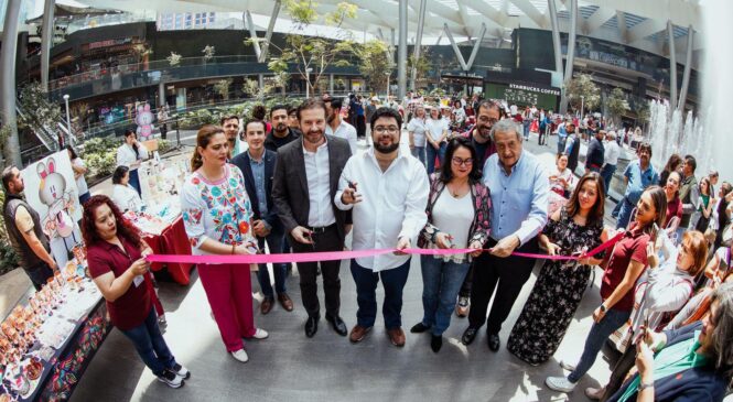 INAUGURA ALCALDE ISAAC MONTOYA EXPO CORAZÓN ARTESANAL NAUCALPAN 2025