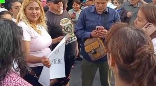 LÍDERES VINCULADOS CON EL DIPUTADO DEL PT FERNANDO VILCHIS DESQUICIAN VIALIDADES DE ECATEPEC