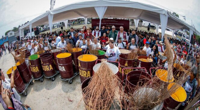 ENTREGA ISAAC MONTOYA EQUIPAMIENTO A SERVICIOS PÚBLICOS PARA REFORZAR TRABAJOS DE RECOLECCIÓN DE MÁS DE MIL TONELADAS DE BASURA DIARIAS