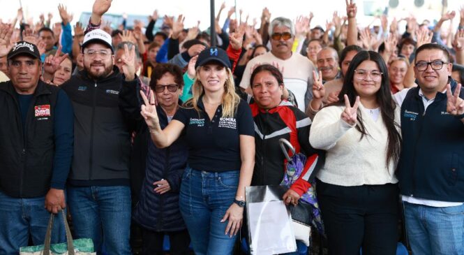 ENTREGA HUIXQUILUCAN APOYOS A LA VIVIENDA EN BENEFICIO DE MÁS DE MIL FAMILIAS