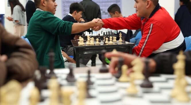 PARTICIPAN ESTUDIANTES DE HUIXQUILUCAN EN EL “TERCER TORNEO MUNICIPAL DE AJEDREZ”