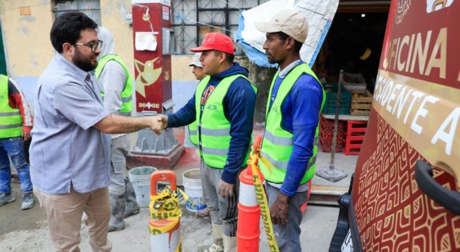 SUPERVISA ALCALDE ISAAC MONTOYA RENOVACIÓN URBANA CON PERSPECTIVA DE GÉNERO EN EL PICO Y LA PALA