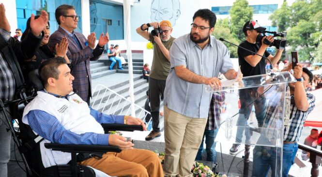 ALCALDE ISAAC MONTOYA ENTREGA ROPA DE TRABAJO 2025 A LOS 3 MIL 494 SINDICALIZADOS DEL GOBIERNO MUNICIPAL