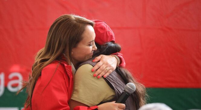 HOY DEBEMOS DE RESISTIR PORQUE EL RÉGIMEN AUTORITARIO QUIERE SER UN SOLO PARTIDO: CRISTINA RUÍZ