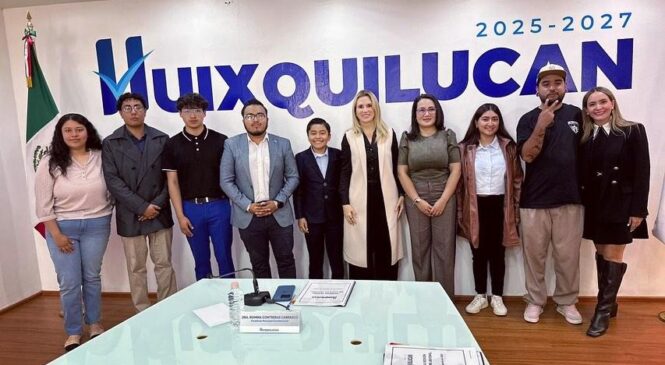 JÓVENES DE HUIXQUILUCAN EXPRESAN PROPUESTAS EN CABILDO JUVENIL