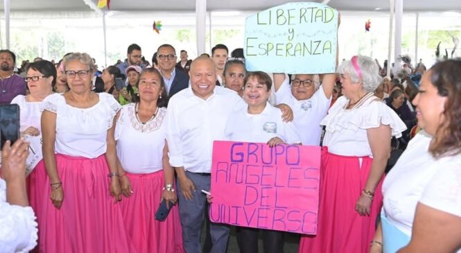 ENTREGA TLALNEPANTLA KITS DEPORTIVOS PARA BIENESTAR ACTIVO DE PERSONAS ADULTAS MAYORES