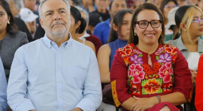 PIDE AZUCENA CISNEROS AYUDA AL DIPUTADO FEDERAL ALFONSO RAMÍREZ PARA QUE SE APRUEBE MÁS PRESUPUESTO A ECATEPEC