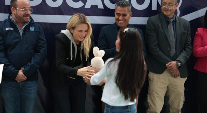 PADRES DE FAMILIA RECONOCEN RESULTADOS DE “ACCIÓN POR LA EDUCACIÓN” EN HUIXQUILUCAN