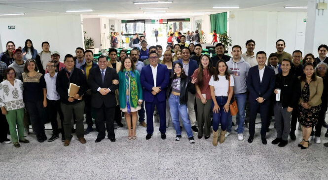 JÓVENES PRESENTAN PROYECTOS PARA CUIDAR EL MEDIO AMBIENTE EN ‘CLIMATHON TLALNEPANTLA 2025’