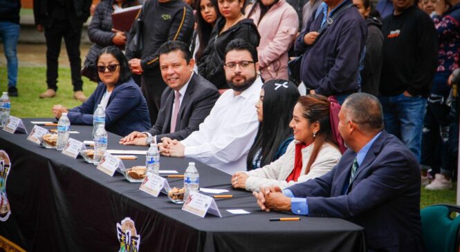 SOMOS UN GOBIERNO QUE PRIORIZA LA EDUCACIÓN: ASEGURA ALCALDE ISAAC MONTOYA EN REGRESO A CLASES