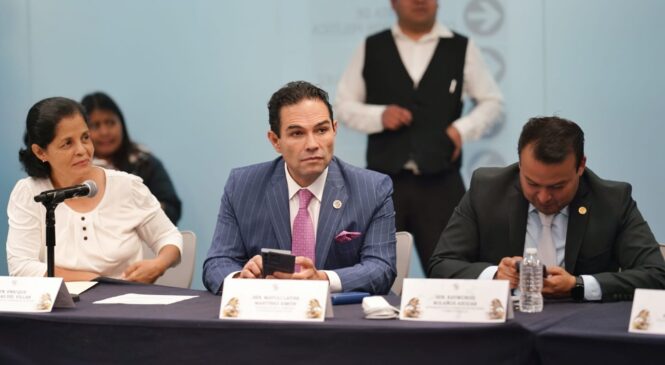 VOTA ENRIQUE VARGAS EN CONTRA DE LA LEY DE AMPARO