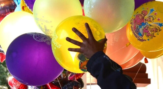 LLAMA GOBIERNO DEL EDOMÉX A DISMINUIR EL UDO DE GLOBOS CON MOTIVO DEL DÍA DE REYES