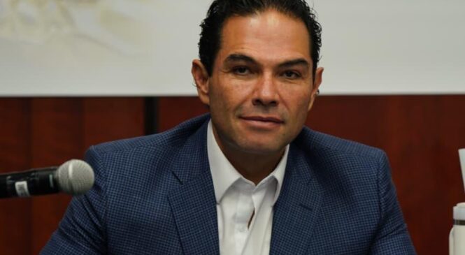 SEGURIDAD, ELIMINACIÓN DE IMPUESTOS, DISCIPLINA MILITAR Y APOYO A EMPRENDEDORES, PRIORIZARÁ ENRIQUE VARGAS EN SU AGENDA LEGISLATIVA