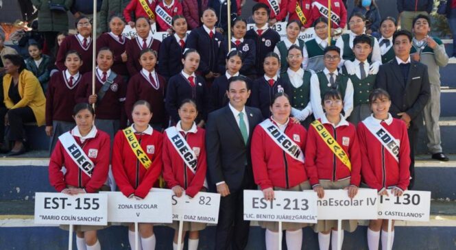 ENRIQUE VARGAS LLAMA A LOS JÓVENES A SENTIRSE ORGULLOSOS DE SU PAÍS Y PREPARARSE PARA HACER DE MÉXICO UNA MEJOR NACIÓN