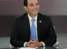 PIDE ENRIQUE VARGAS CONVOCAR A MESA DE TRABAJO PARA EL INICIO DE LAS NEGOCIACIONES DEL T-MEC