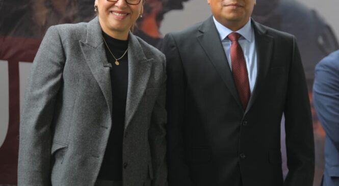 PRESENTA AZUCENA CISNEROS AL NUEVO COMISARIO DE SEGURIDAD EN ECATEPEC