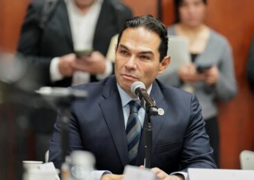 RECONOCE ENRIQUE VARGAS AL PVEM Y PT POR NO CEDER A PRESIONES PARA APROBAR LA REFORMA ELECTORAL