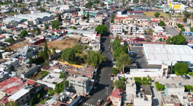 AZUCENA CISNEROS IMPULSA INTENSO PROGRAMA DE REPAVIMENTACIÓN EN LA QUINTA ZONA