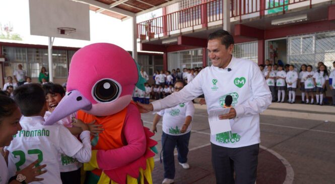 LUIS MONTAÑO EQUIPA A ESCOLARES RUMBO AL MUNDIALITO