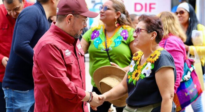 ENCABEZA DANIEL SERRANO SEGUNDO DÍA DEL PUEBLO EN LA EXPLANADA MUNICIPAL