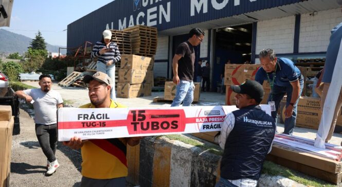 ENTREGA HUIXQUILUCAN CALENTADORES SOLARES PARA MEJORAR LOS HOGARES DE LA POBLACIÓN