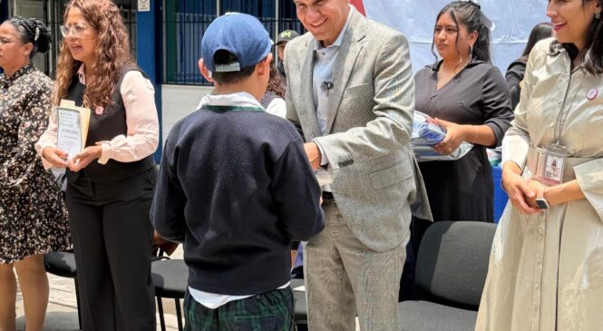 LA EDUCACIÓN ES LA ÚNICA VÍA PARA CONSTRUIR UN MEJOR PAÍS ASEGURA LUIS MONTAÑO